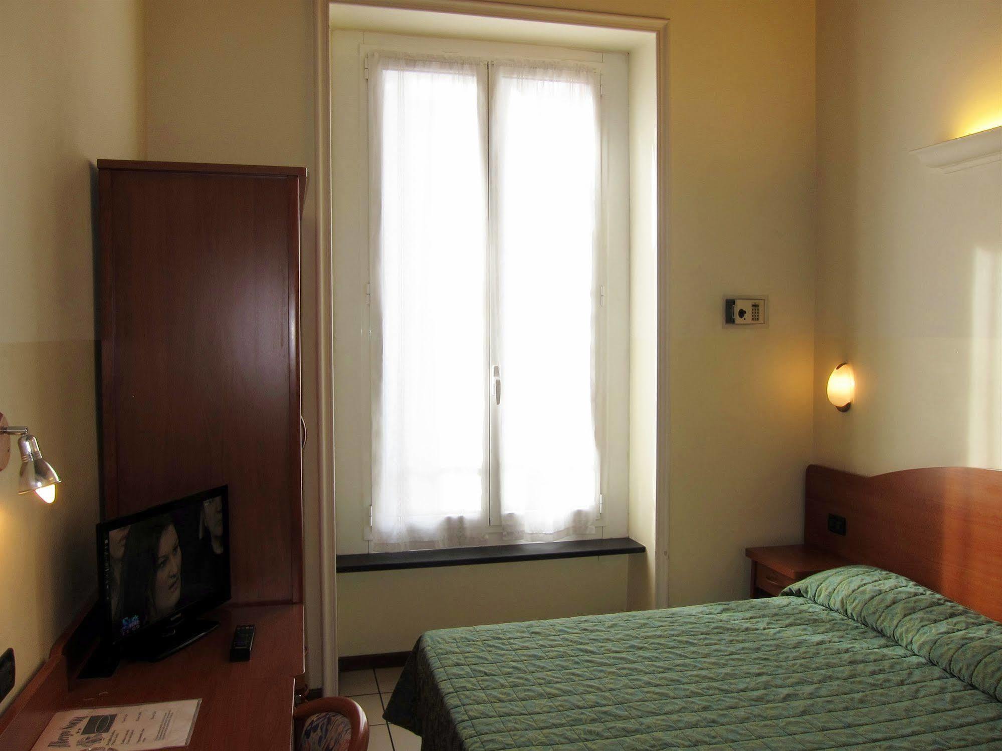 Soana City Rooms Генуя Экстерьер фото