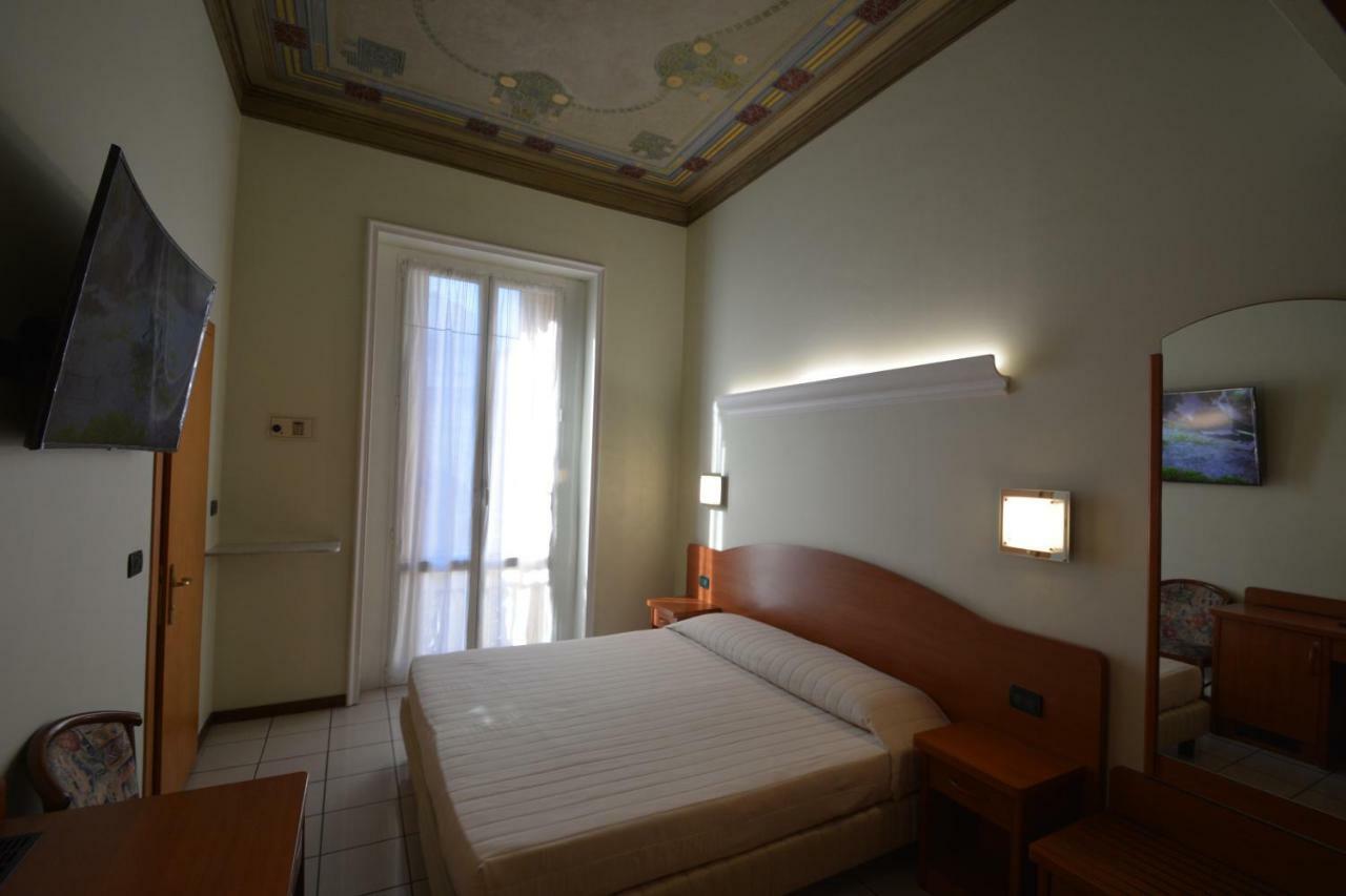 Soana City Rooms Генуя Экстерьер фото