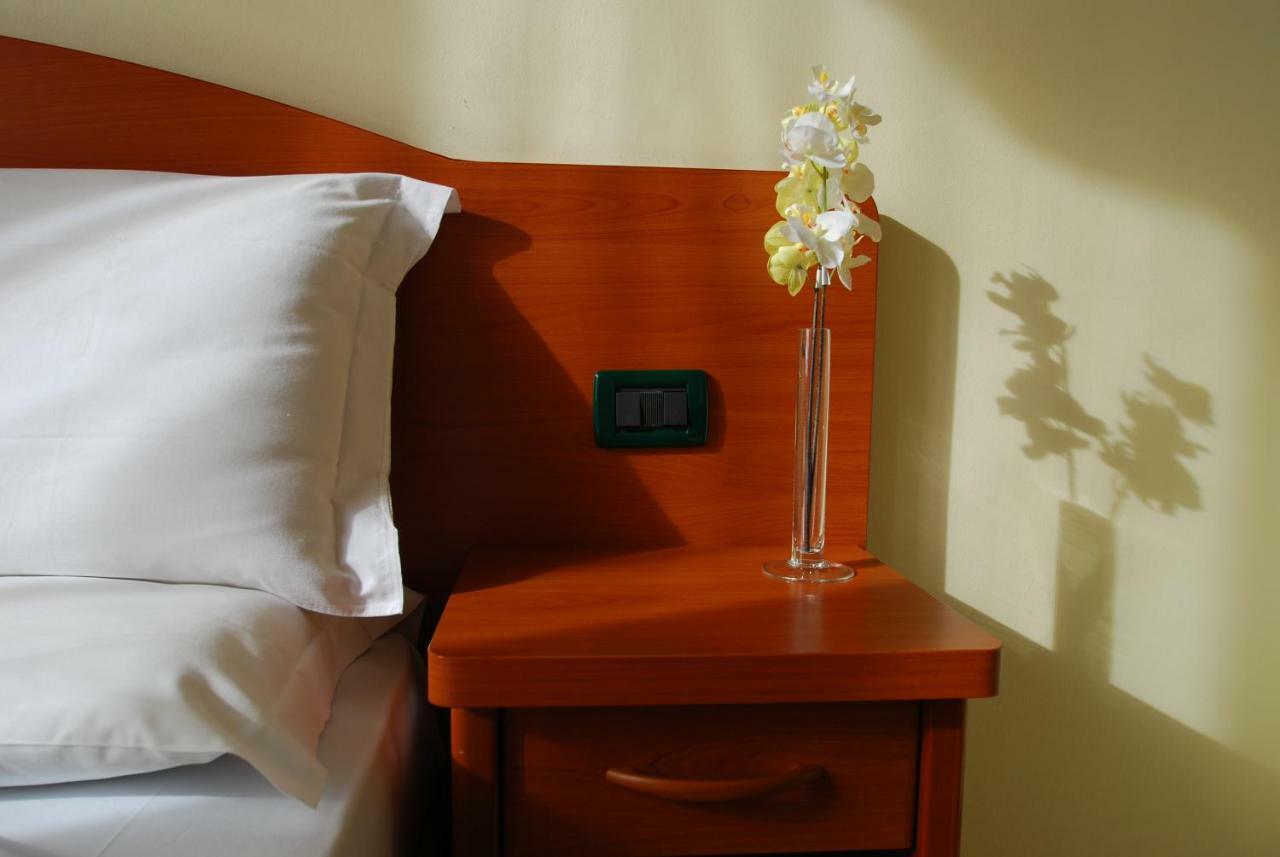 Soana City Rooms Генуя Экстерьер фото